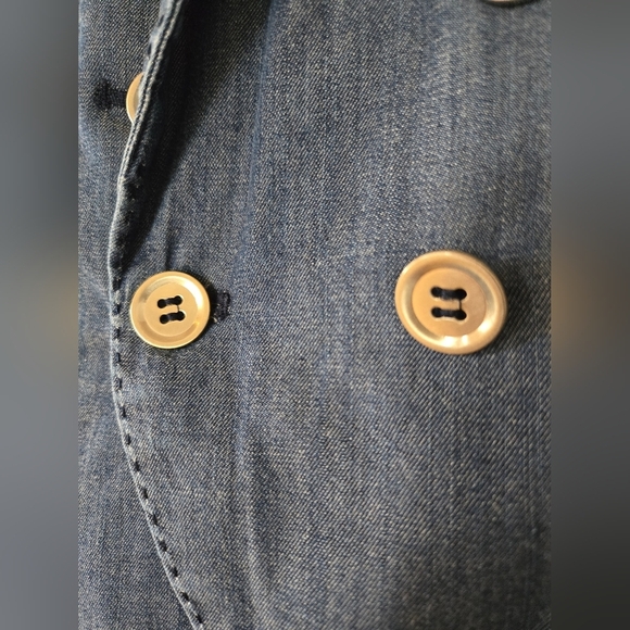 WHBM | Women's Double-Breasted Blue Blazer, Size 4P - Picture 6 of 9